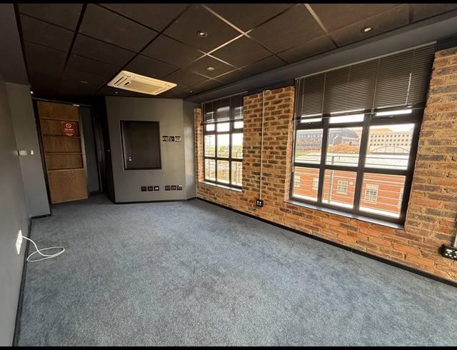 745M² OFFICE TO LET IN ROSEBANK